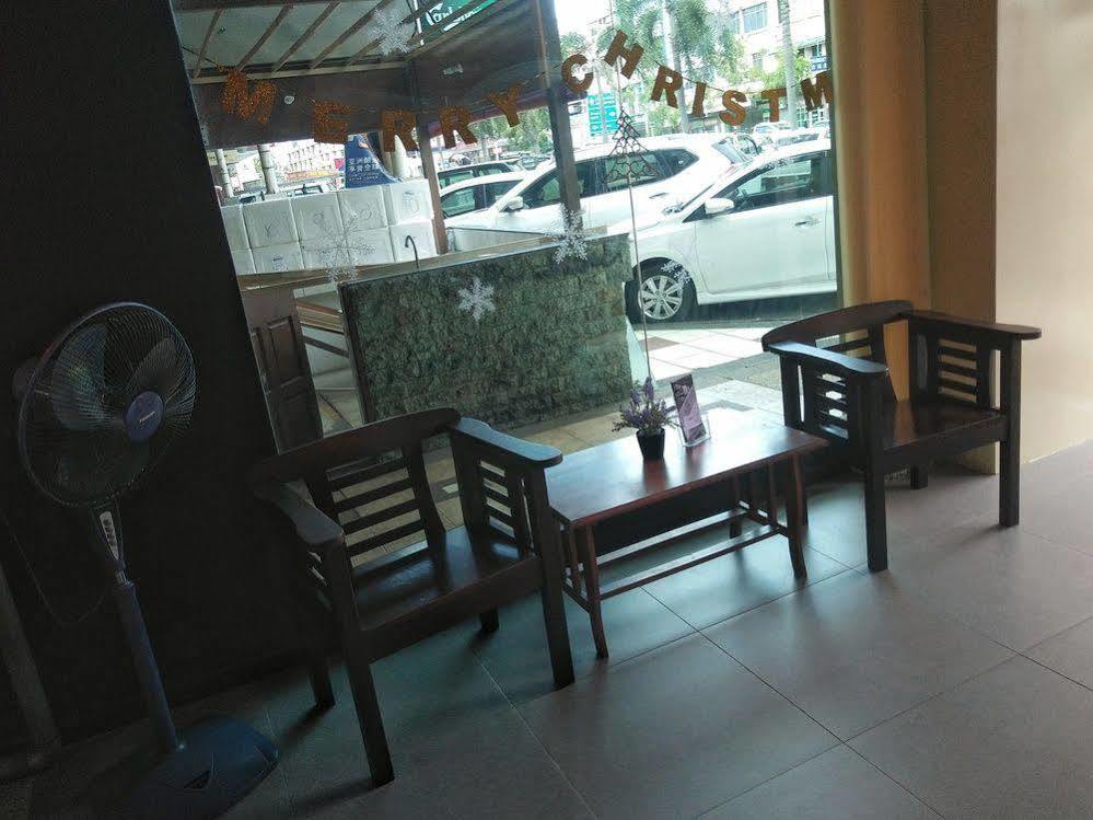 Oyo 727 Hotel Rafflesia Kota Kinabalu Ngoại thất bức ảnh