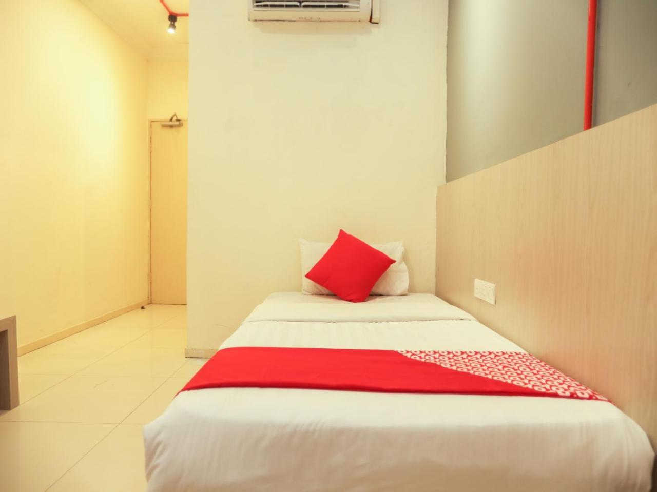 Oyo 727 Hotel Rafflesia Kota Kinabalu Ngoại thất bức ảnh