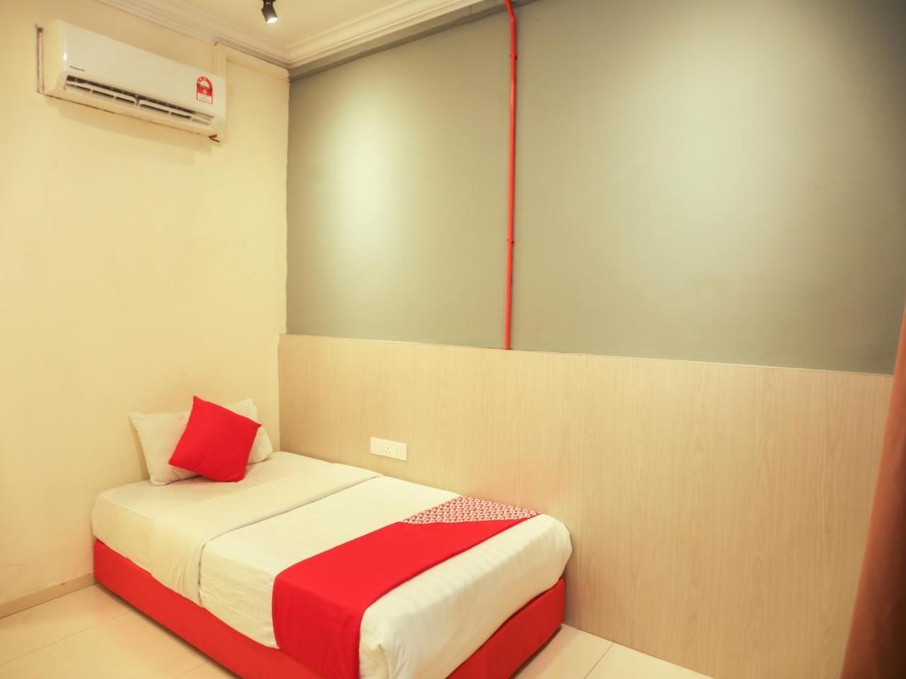Oyo 727 Hotel Rafflesia Kota Kinabalu Ngoại thất bức ảnh