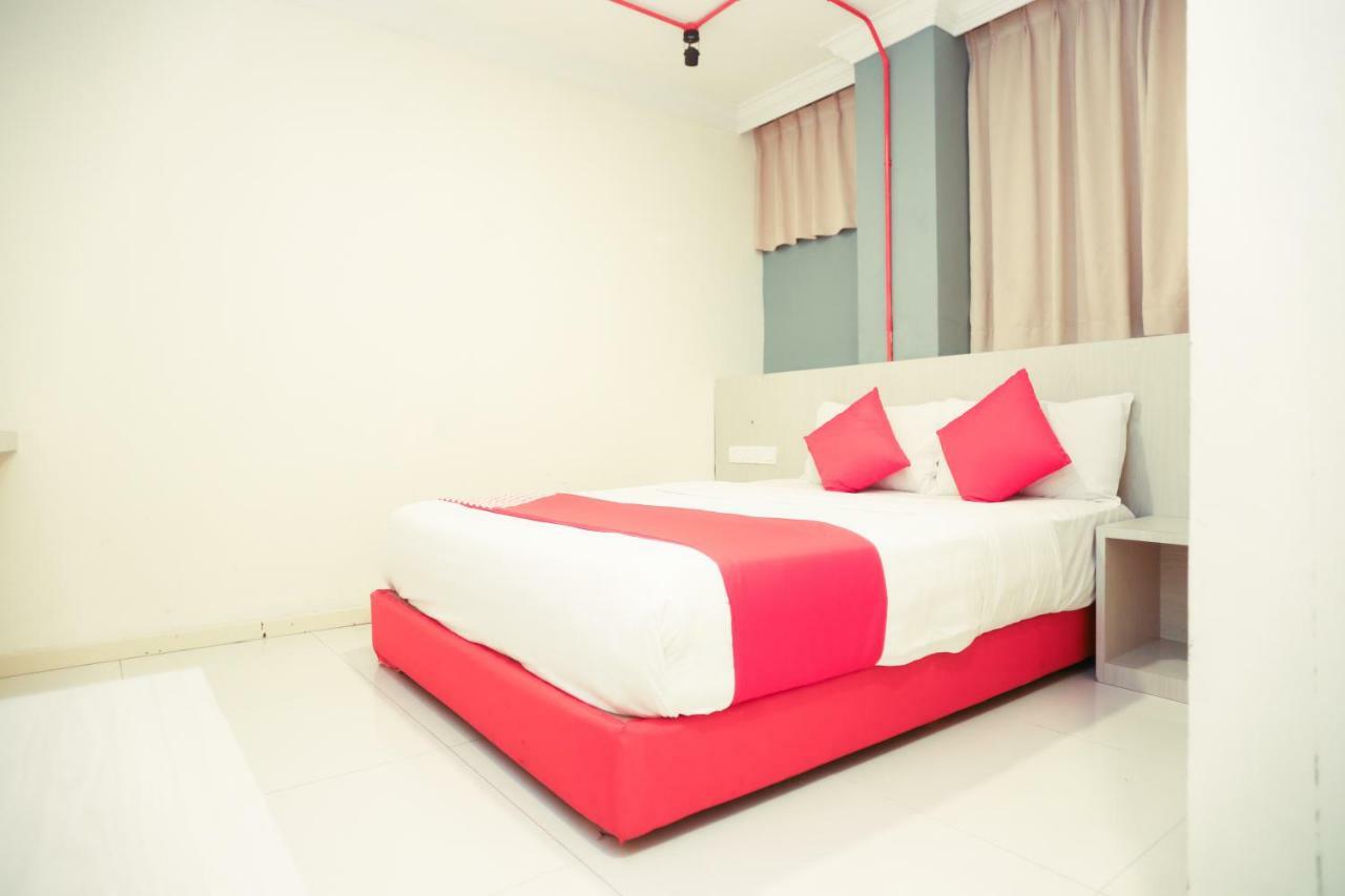Oyo 727 Hotel Rafflesia Kota Kinabalu Ngoại thất bức ảnh